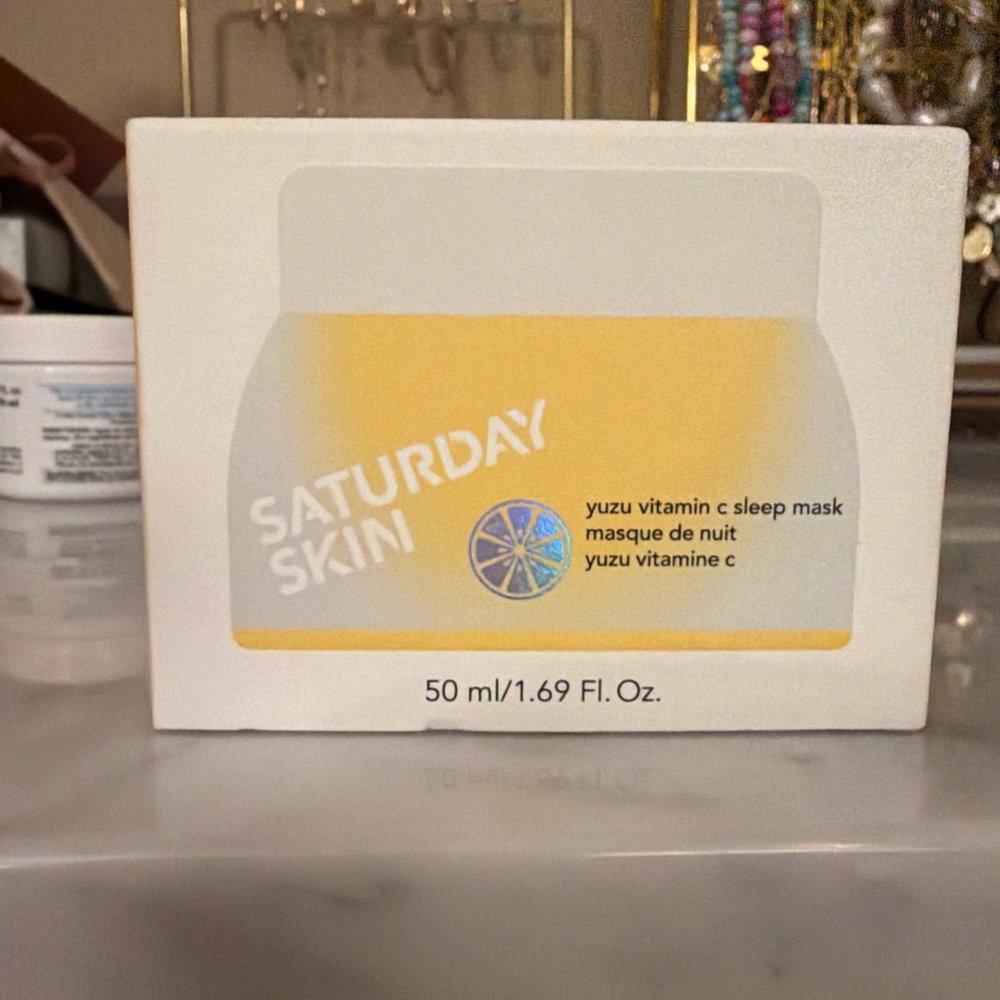 Saturday Skin Yuzu Vitamin C Sleep Mask - Bright Yellow